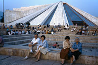 Il museo di Henver Hoxha a Tirana