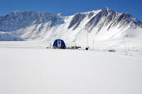 Il campo base del Vinson, 2150 m slm