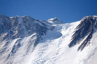 L'head wall del Vinson dal campo base