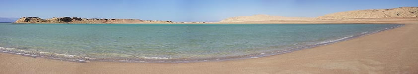 Insenatura nel golfo di Aqaba nei pressi di Ras Alsheikh Hamid