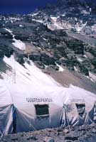 La tenda dei guardaparco a Plaza de Mulas