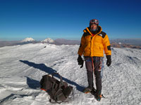 Giuseppe in vetta al Sayama, 6542 m