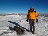Giuseppe in vetta al Sajama, 6542 m