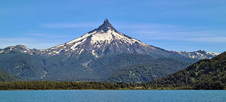 Il vulcano Puntiagudo, 2493 m