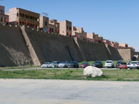 Le nuove mura di Kashgar