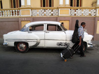 Santiago de Cuba - Musicista per strada