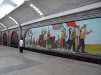 Mosaici nella metro di Pyongyang