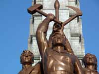 Monumento al Juche: dettaglio
della statua