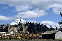 Il Chimborazo in lontananza