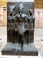 Museo del Cairo: Menkaure, Hator e dea
