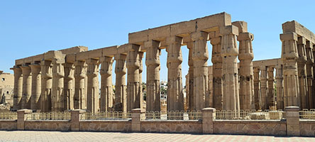 Colonnato del tempio di Luxor