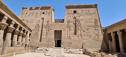 I Pilone del tempio di File presso Assuan