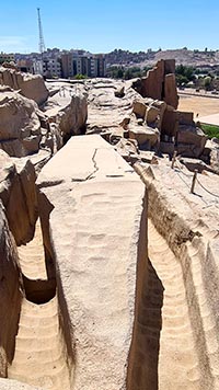 Obelisco gigante incompiuto ad Assuan