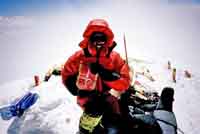 Marco Tossutti in cima all'Everest