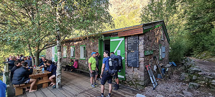 Il rifugio Carrozzu, 1270 m