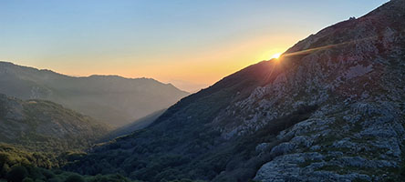 Alba poco sopra il rifugio l'Onda
