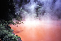 Chinoike Jigoku (Blood Pool Hell) a Beppu, isola di Kyushu
