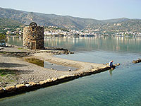 Il canale tra l'isola di Kalydon e Creta