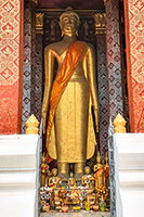Statua del Buddha al Wat Sensoukharam a Luang Prabang
