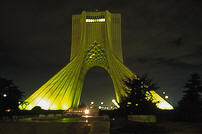 Monumento ad arco, il simbolo di Teheran