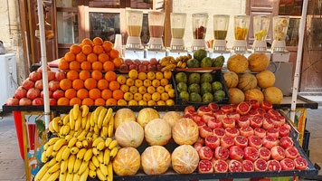Bancarella di frutta a Baghdad