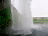 La cascata di Seljalandsfoss