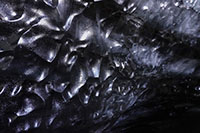 Ghiaccio nero nella grotta di Katla