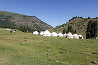 Campo di yurte nella valle di Jeti-Ögüz