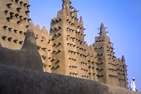 Le mura della moschea di Djenné