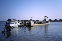 Traghetto sul fiume Niger