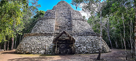 Osservatorio astronomico Maya a Cobá