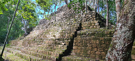 Piramide Maya a Balamkú