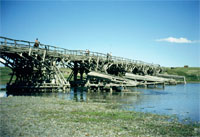 Ponte in legno sull'Orkhon Gol