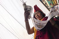 Monaca assistente al gompa di Gonhgye