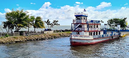Ferry da San Jorge per l'isola di Ometepe sul lago Cocibolca