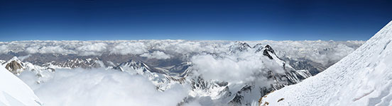 Panorama a 180° dai pendii sommitali del K2