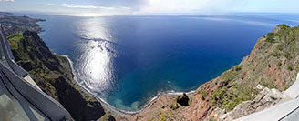 Vista sull'oceano dal miradouro di Cabo Girão