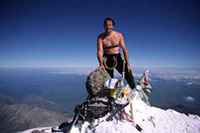 Giuseppe in vetta all'Elbrus