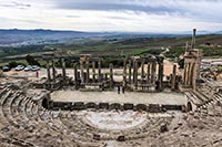 Il teatro romano di Dougga dall'alto