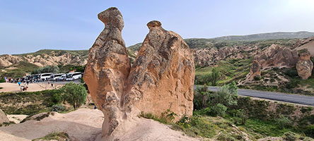 Rocce zoomorfe nella valle di Devrent