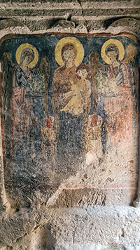 Madonna con bambino e arcangeli Gabriele e Michele nel monastero di Gumusler