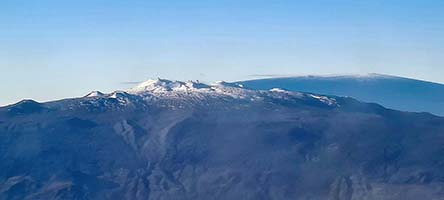 La cima del Mauna Kea (con gli osservatori) e del Mauna Loa a Big Island