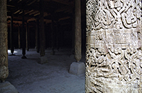 Khiva - Moschea Juma - particolare colonne in legno