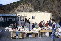Mercatino sulla strada