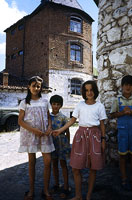 Bambini a Elbasan