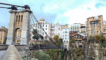 Ponte sospeso a Costantina