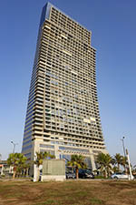 Grattacielo sulla Corniche a Geddah