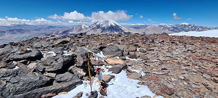 La cima del Nevado San Francisco, sullo sfondo l'Incahuasi