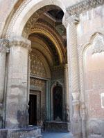 Portale di Echmiadzin