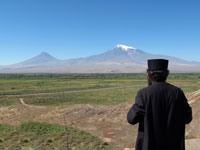 Davanti all'Ararat